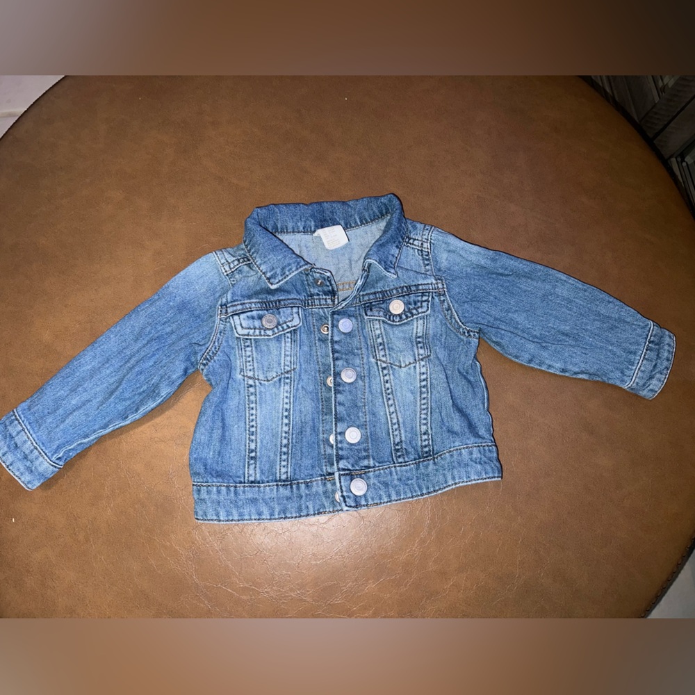 H&M Jean Jacket size 12 months